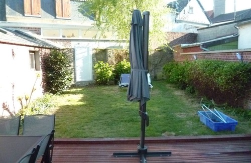 Le Crotoy House | HOUSE TOWN CENTER 10 PEOPLE GARDEN JACUZZI