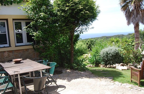 Almocageme Villa | House/villa w/pool, garden and wonderful sea view