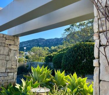 Hermanus Heights House | House Vos