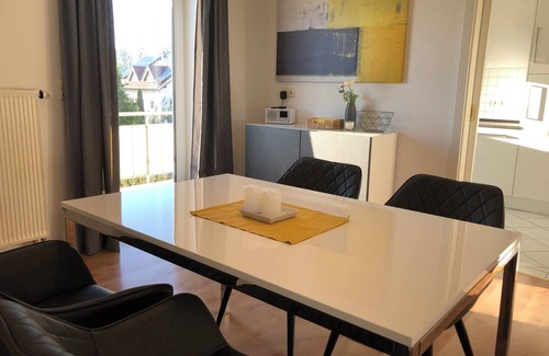 Medlingen House | House with 3 apartments and garden for 14 people