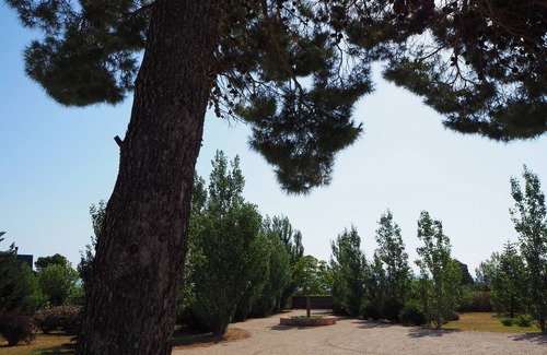 Tortosa Cottage | House with garden, basketball, tennis. Close to the sea and the mountain. Families