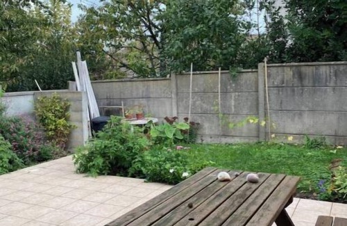 Noisy-le-Grand House | House with garden and terrace