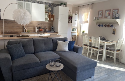 Klotten Apartment | House with Moselblick and beauty salon