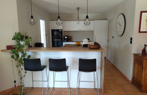 Mios House | House with swimming pool, sleeps 6, 3 bedrooms between Bordeaux and Arcachon