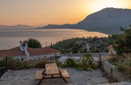 Koumeika House | House with with a spectacular sea view