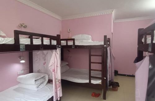 Yangshuo Hostel | How Flowers Hostel & Party Coliving Coworking Nomad
