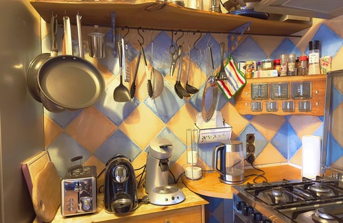 Hatzfeld House | How in heaven, colorful house on a hill with stunning views of the Ederta