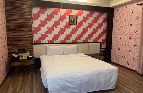 Fengshan District Hotel | Hua Xiang Motel - Fengshan