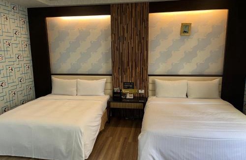 Fengshan District Hotel | Hua Xiang Motel - Fengshan