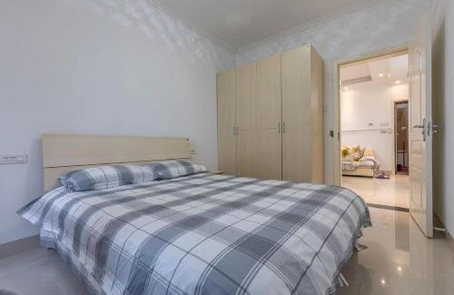 Datong District Apartment | Huainan Aisen Elegant 2 Bedroom Residence Private Kitchen Elevator Secure Parking
