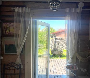 Haapsalu Apartment | Hubane hoovimajake Haapsalu vanalinna juures