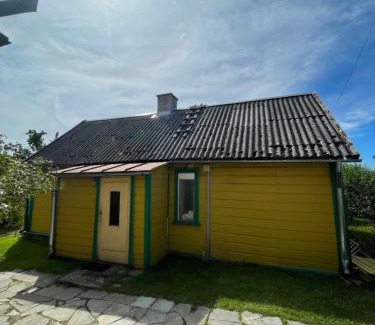 Haapsalu Apartment | Hubane hoovimajake Haapsalu vanalinna juures