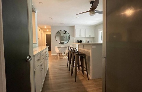 North Charleston House | Huckleberry Flynn: Spacious + Comfy + Arcade Room!