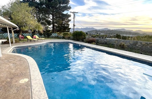 Mission Hills South House | Huge Home with Pool,Bar,Game Room and Mountain View Sleeps up to 14 adults!