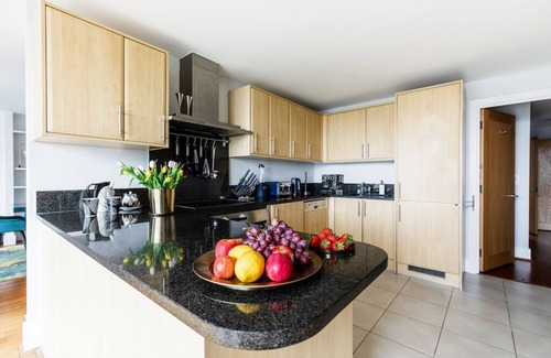 Tachbrook Apartment | HUGE THAMES VIEW LUXXE NOMAD DESIGN HOME