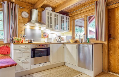 Traryd House | Hus LIA lake, boat, fireplace, WiFi, fishing license, bicycles, Bathe, top Ausst'g