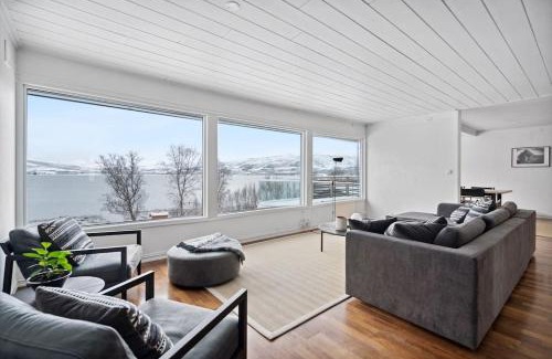 Tromso Apartment | Hus med egen strandlinje