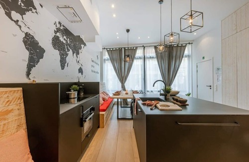 Ieper Apartment | Huswell - Colorful apartment in the center of Ypres