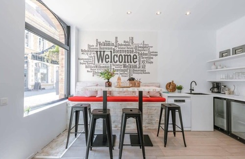 Ieper Apartment | Huswell - Colorful apartment in the center of Ypres