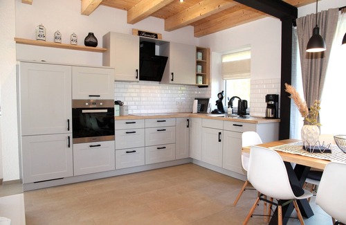 Eilsum House | Huus Fernleaf - Cozy vacation home on the Siel near Greetsiel