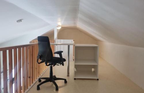 Royla Apartment | Huvila saunalla ja paljulla Korpilammen rannalla
