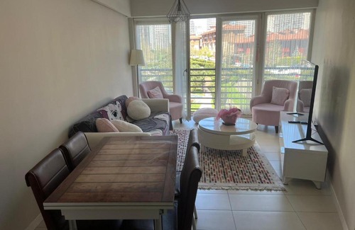 Kucukcekmece Apartment | Huzur Dolu Pembe Dairemiz