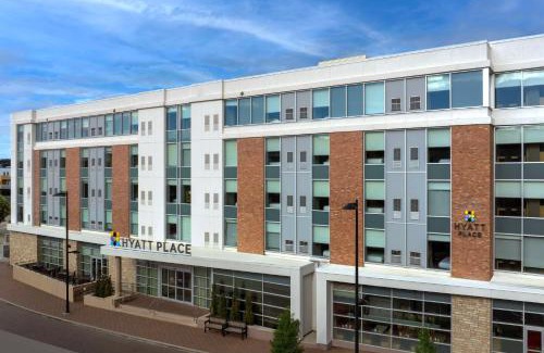 Transit Village Hotel | Hyatt Place Boulder Pearl Street - Newly Renovated
