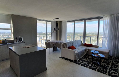 Hallandale Beach Apartment | Hyde Beach house
