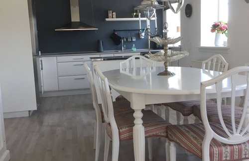 Mandoe Apartment | Hyggelig Lejlighed ved Kongeåen - 12 km fra Danmarks Ældste by Ribe