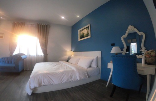 Phanat Nikhom Hotel | I-Destiny Gallery Resort