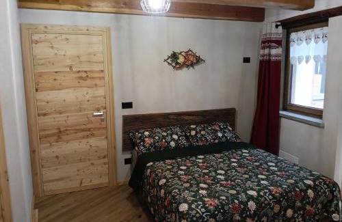 Crissolo Apartment | I Rododendri