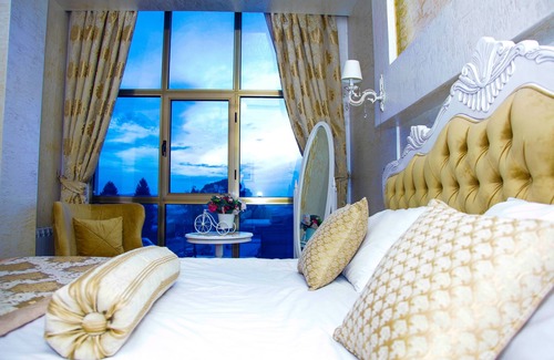 Zugdidi Hotel | Iberia Palace
