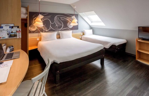 La Glacerie Hotel | ibis Cherbourg La Glacerie