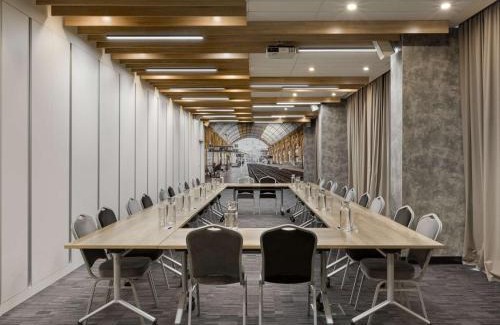 Solomjanskyj Hotel | ibis Kyiv Railway Station