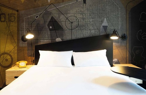 Dreux Hotel | Ibis Styles Dreux Centre Gare