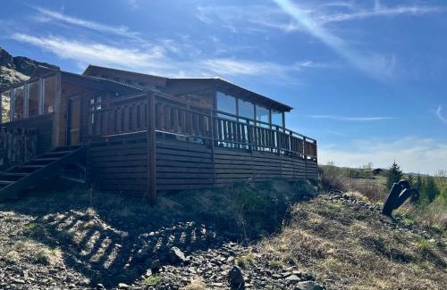 Hvalfjarðarsveit House | Icelandic Lake House
