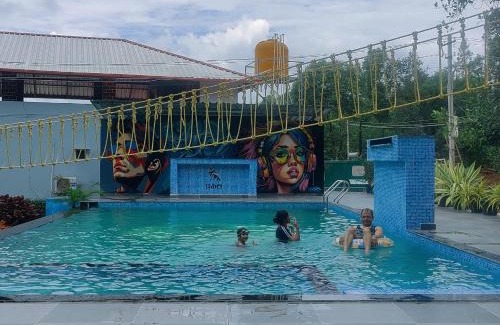 Kudrasthe House | Iciri Farm Resort