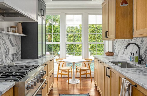 Historic District - North House | Iconic Estate w/Private Pool, Parking, Steps to Riverfront by Lucky Savannah