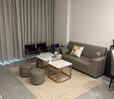 Hanoi Apartment | Iconic Tòa A-12CH02 2 Phòng Ngủ