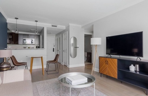Prudential - St. Botolph Apartment | Ideal Back Bay 1BR w/Rooftop & Gym, nr Shopping & Dining, by Blueground