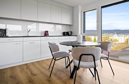 Dietikon District Apartment | Ideal Dietikon 3.5 Room w/ W/D & Storage, 14 min to Market, by Blueground