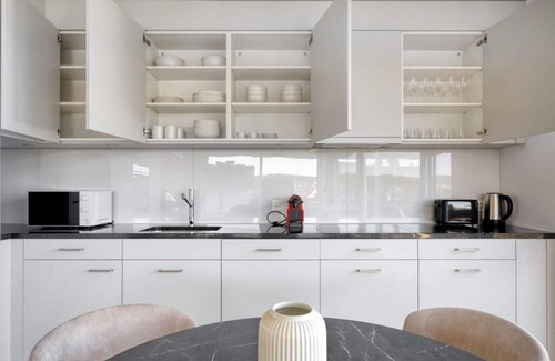 Dietikon District Apartment | Ideal Dietikon 3.5 Room w/ W/D & Storage, 14 min to Market, by Blueground