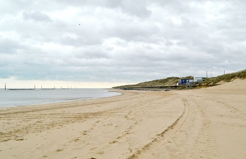 Happisburgh Cottage | Ideal for couples wishing to enjoy a beach holiday or discover The Broads.