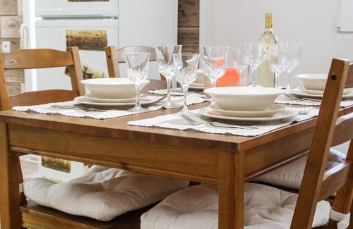 La Latina Condo | Ideal for families and friends. Enjoy Madrid and its largest park.