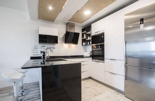 Raval Roig Apartment | Ideal for families who want to enjoy the beach, Old Town and downtown