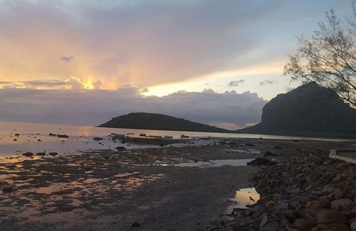 Le Morne Brabant Apartment | Ideal for kite surfer&family