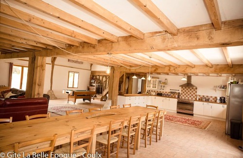 Coulx House | Ideal for large families & groups, private, countryside & lots of activities