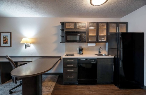 Fossil Creek Hotel | Ideal for Nature Lovers! 2 Pet-friendly Units, Near Fort Worth Botanic Garden!