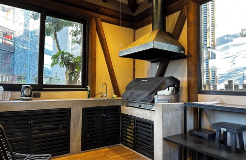 Pucon Apartment | Ideal for relaxation: comfortable and modern apartment with pool, on main street