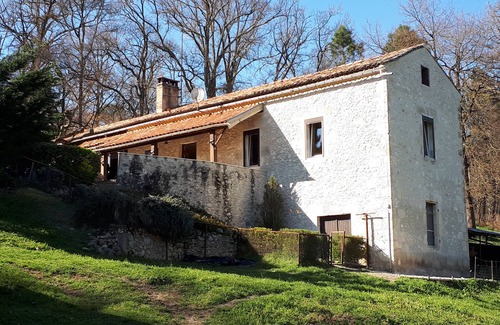 Nerac House | Ideal Getaway by the River – Comfortable House with Nature Activities in Nérac